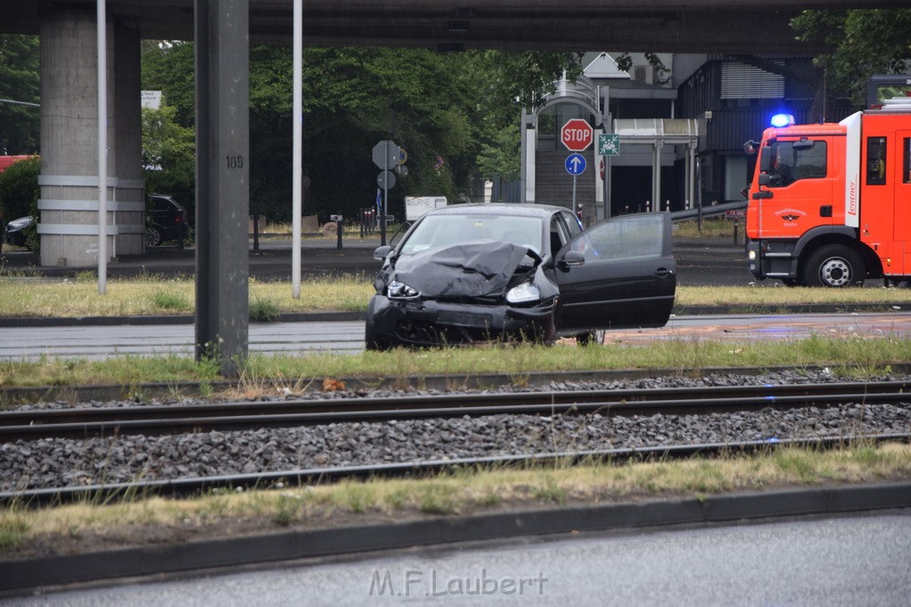 VU 3 Pkw Koeln Deutz Am Messekreisel P104.JPG - Miklos Laubert